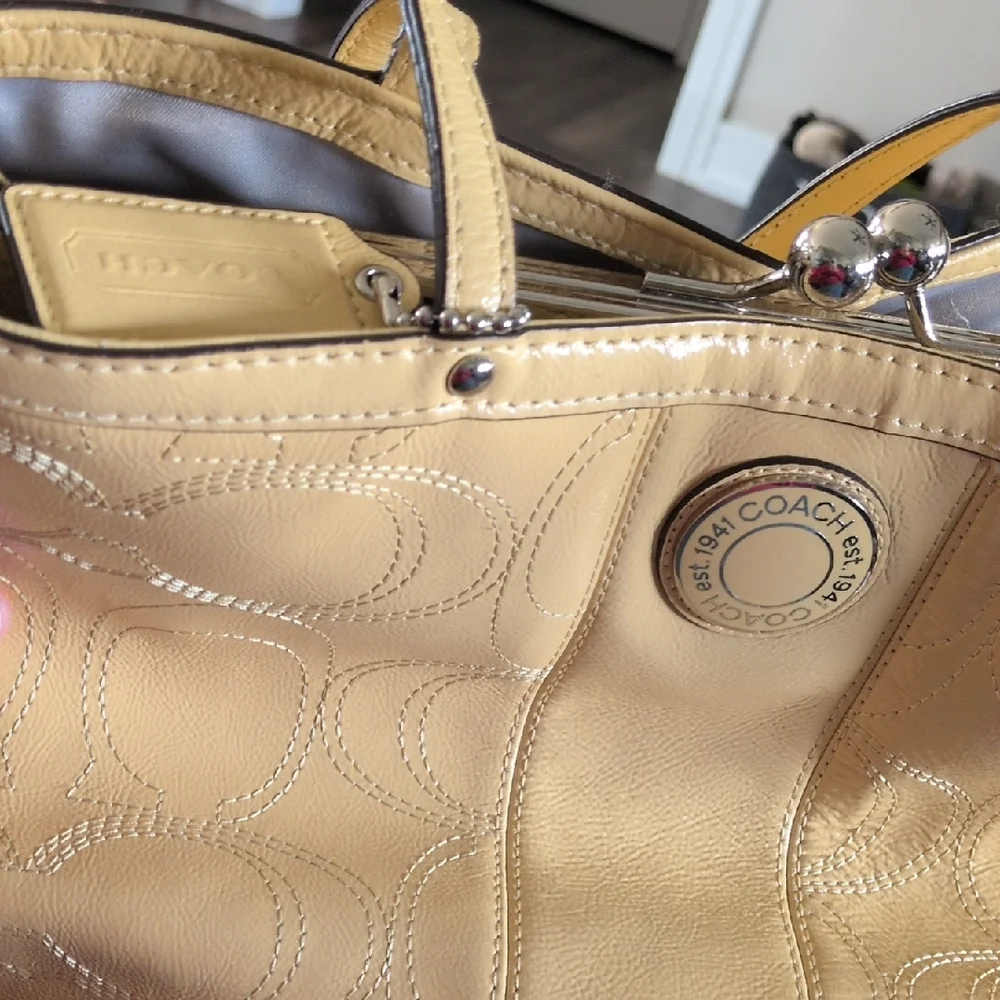 Coach Op Art Yellow Patent Leather With Stitched C Silver Kisslock Satchel - Picture 6 of 11